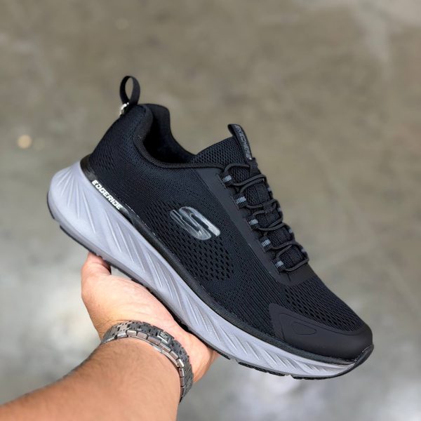 کفش پیاده روی اسکیچرز مردانه مشکی skechers